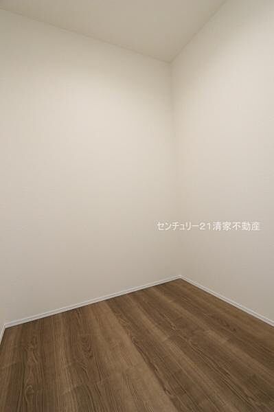 3号棟：大きな物も収納できる納戸スペース！(2026年04月撮影)