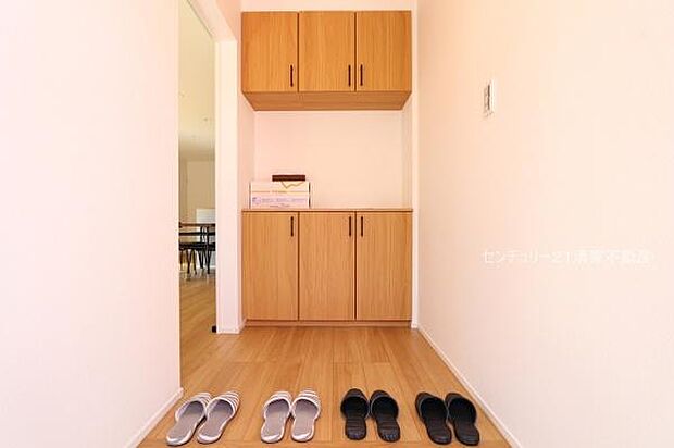 2号棟:便利なシューズボックス付き!(2026年03月撮影)