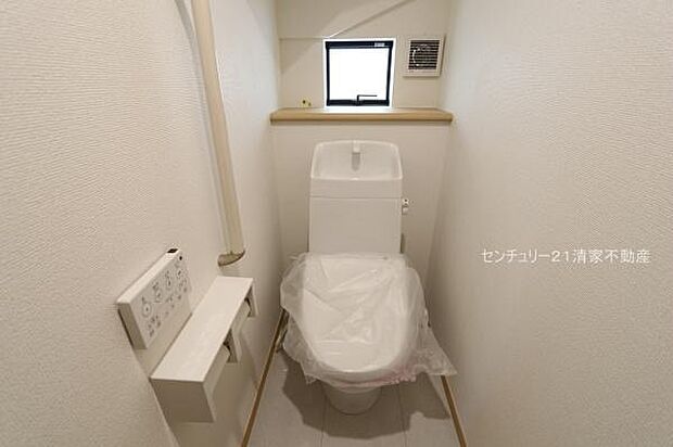 手すりがついているため、ご年配の方も安心(2026年08月撮影)