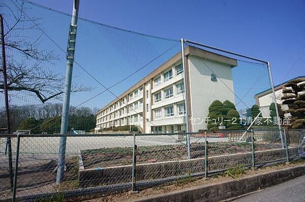 旭丘小学校まで650m、旭丘小学校まで650m(徒歩約9分)