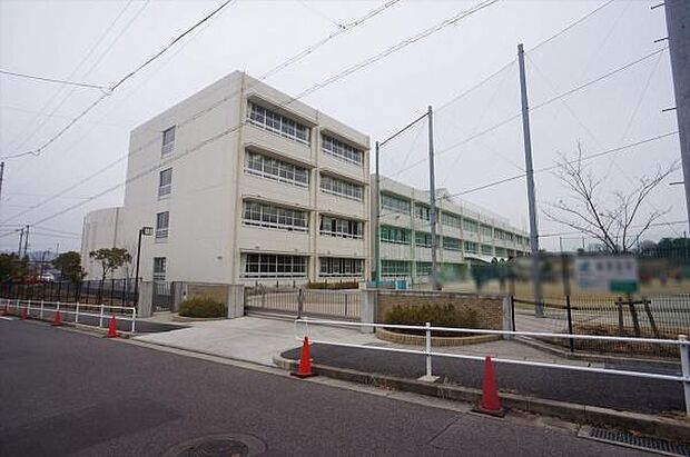 下志段味小学校まで1100m、下志段味小学校まで1100m(徒歩約14分)