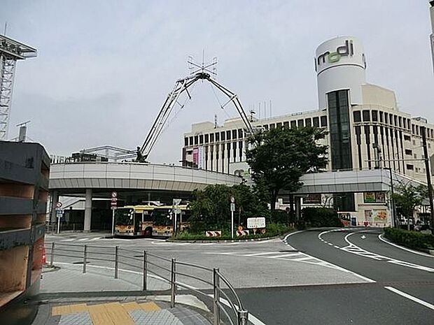 戸塚駅(JR 横須賀線)まで4294m、バス停まで徒歩約10分、乗車約16分です