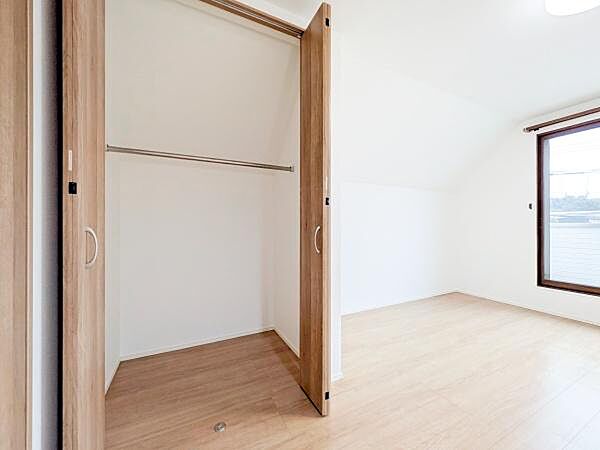 豊富な収納スペース。収納が多いとお部屋が広く使えます！