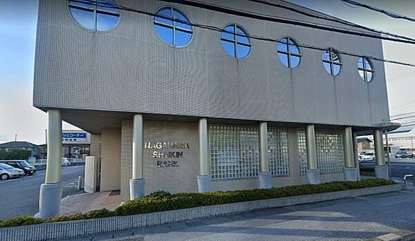 長浜信用金庫近江支店まで1400m