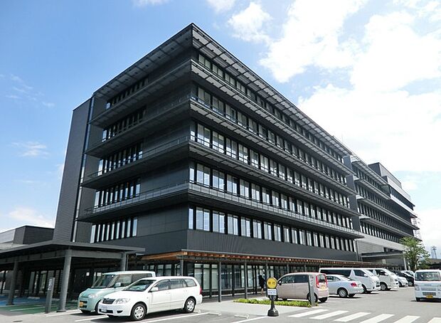 長浜市役所まで1762m