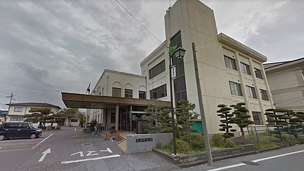 豊郷町役場まで702m