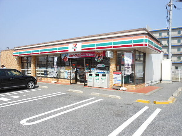 セブンイレブン彦根小泉店まで1201m