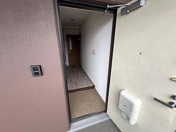 明るい玄関