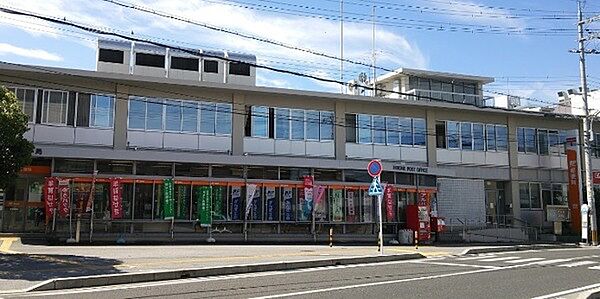 彦根郵便局まで634m