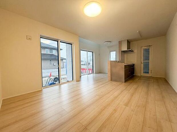 16帖のゆったり広々リビングです