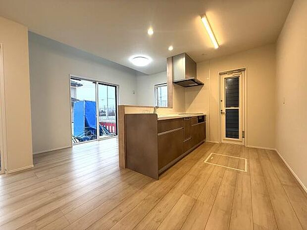 ゆったりとしたキッチンスペース