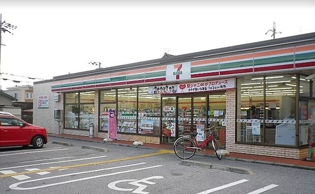 セブンイレブン彦根平田小学校前店まで365m