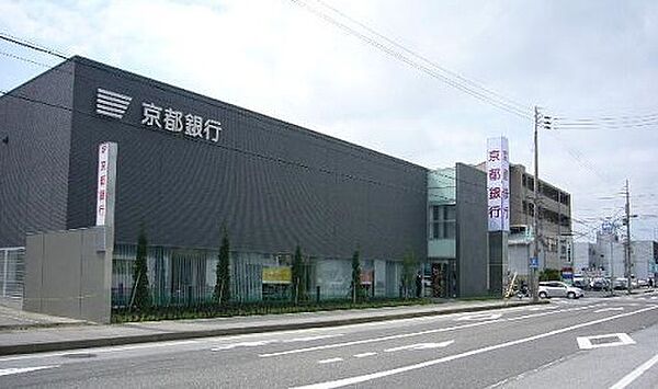 京都銀行彦根支店まで554m