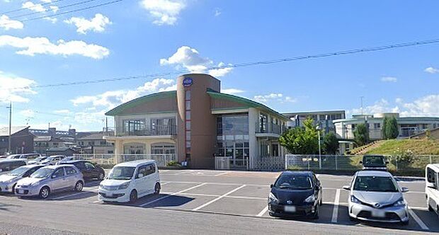 チャイルドハウスまで992m