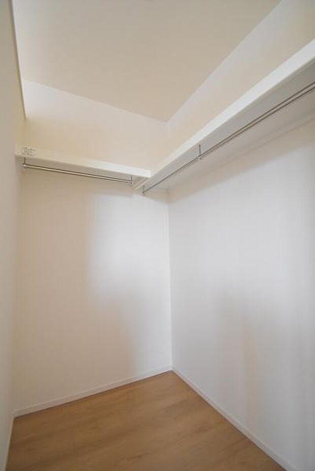 同社施工例写真　ウォークインクローゼット