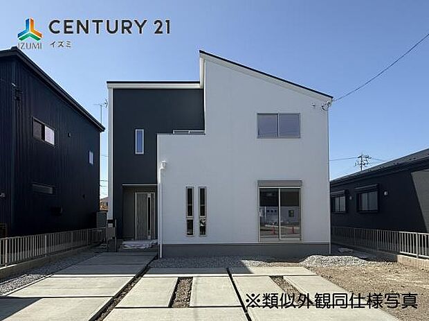 同社施工例写真実際の物件とは外壁の色・仕様は異なります。