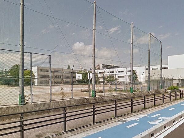 高石市立高南中学校まで586m