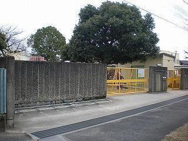 岸和田市立八木北保育所まで710m