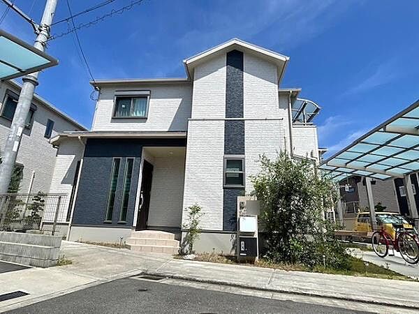 外観：327001380211