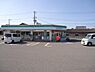 周辺：ファミリーマート泉佐野長滝店まで1052m