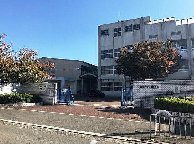 堺市立深阪小学校まで800m