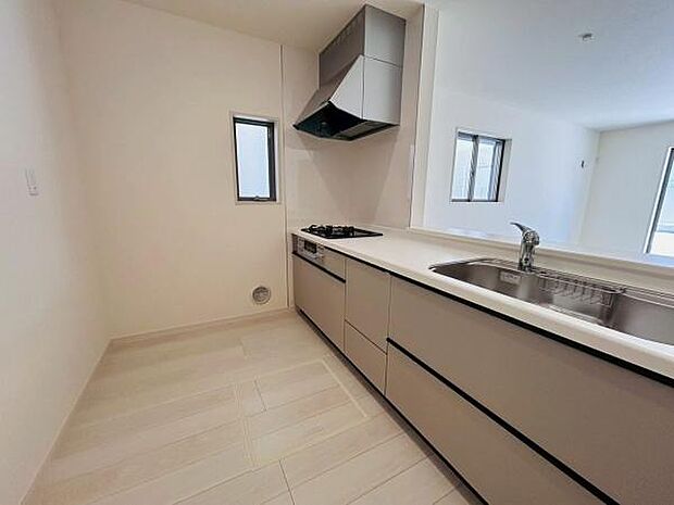 写真は同社施工例です。