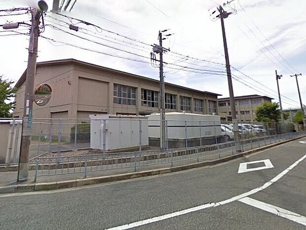 岸和田市立野村中学校まで160m