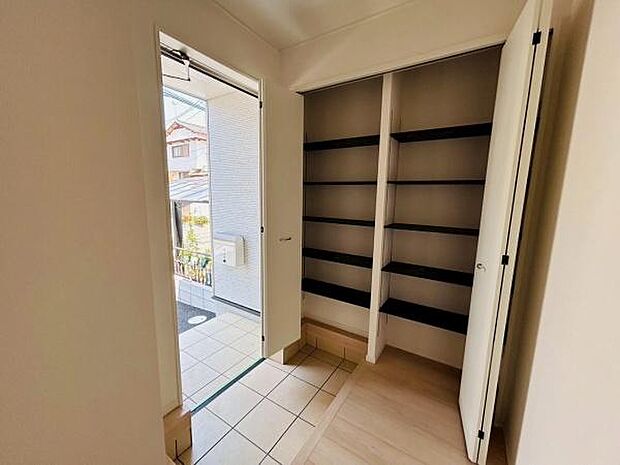 写真は同社施工例です。