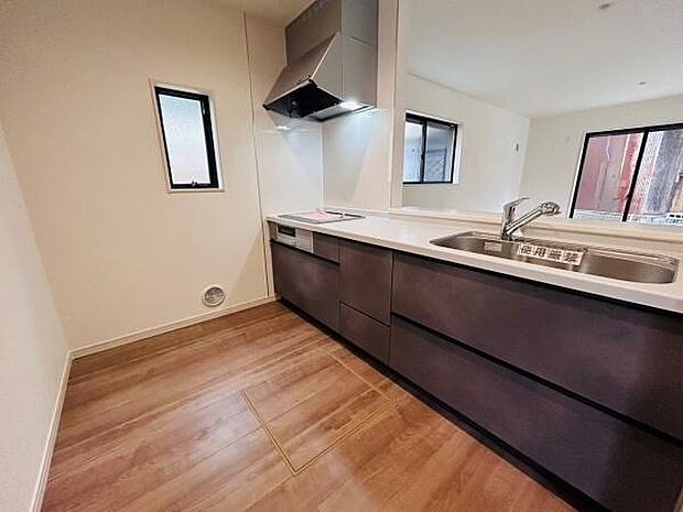 写真は同社施工例です。