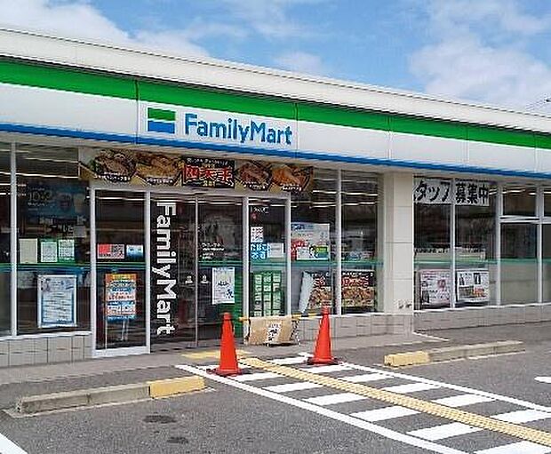 ファミリーマート泉佐野樫井川北店まで417m