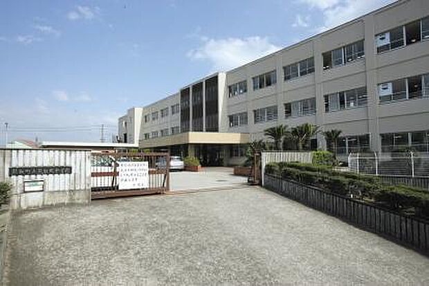 熊取町立熊取北中学校まで1465m