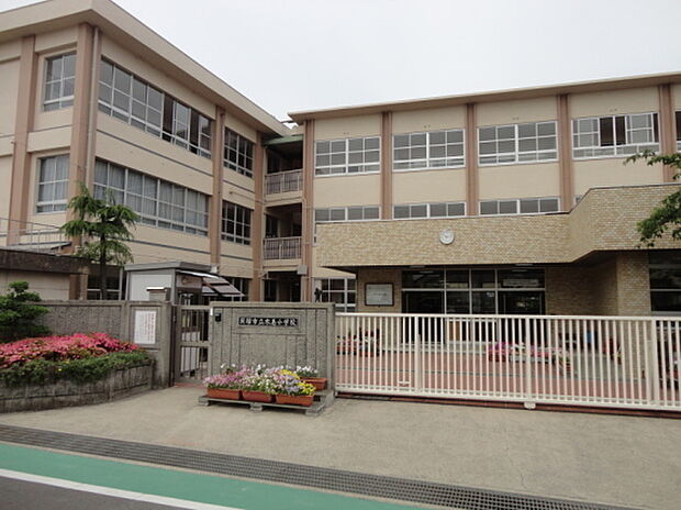 貝塚市立木島小学校まで1166m