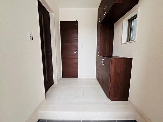 写真は同社施工例です。