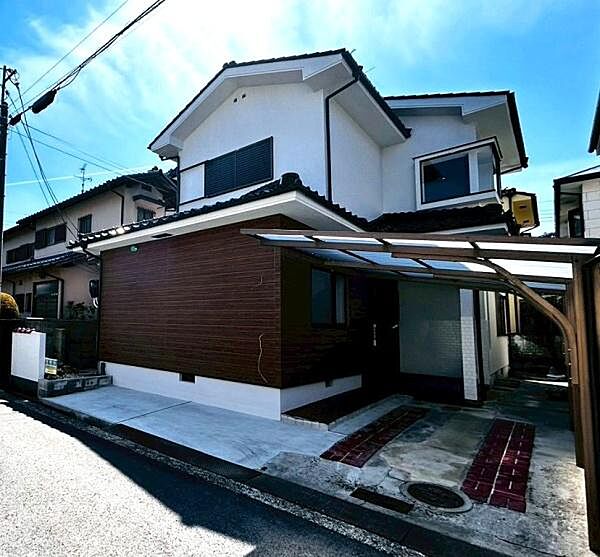 外観：327002184584