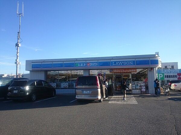 ローソン熊取朝代店まで665m