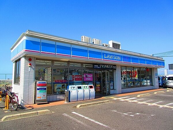 ローソン泉南中小路店まで818m