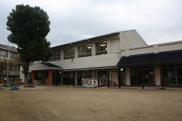 岸和田市立山直北幼稚園まで1684m