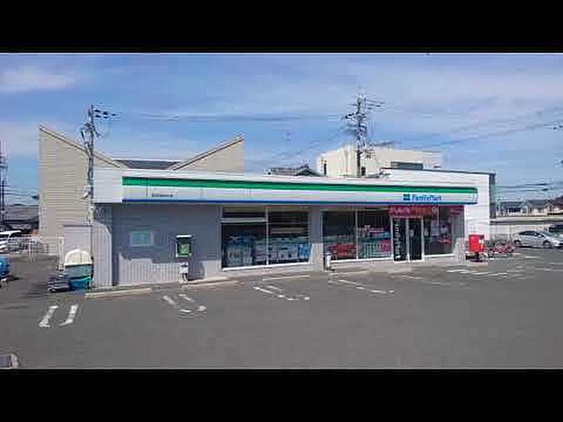 ファミリーマート阪南鳥取中店まで901m