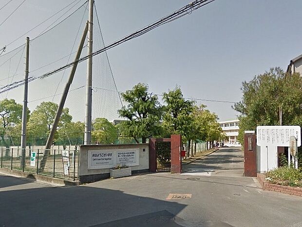 高石市立高石中学校まで499m