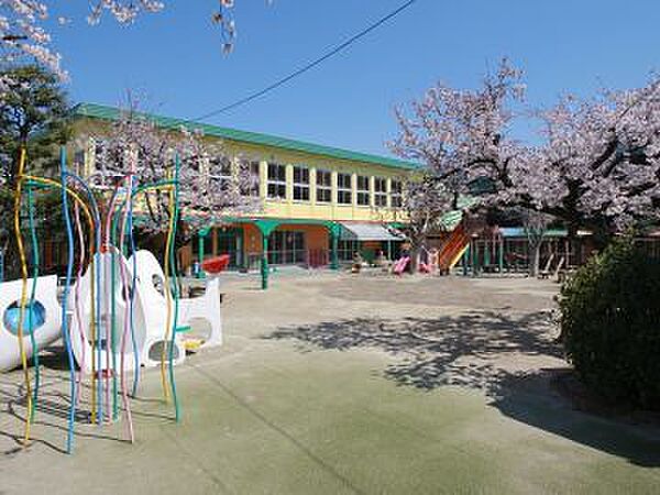 国府第一保育園まで558m