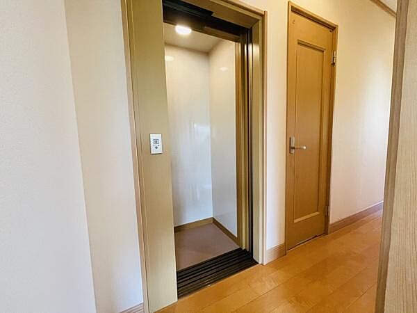 【ホームエレベーター】