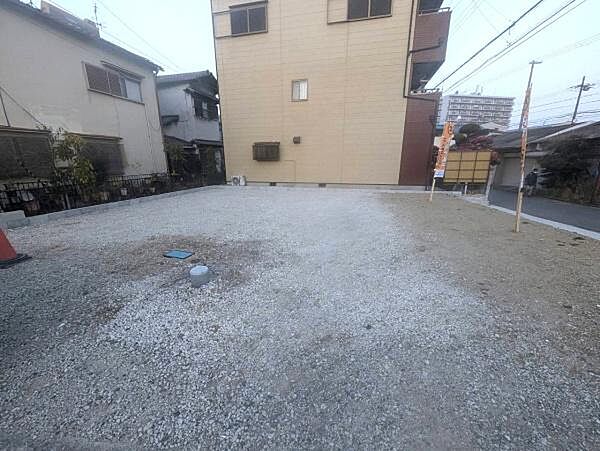 現地
