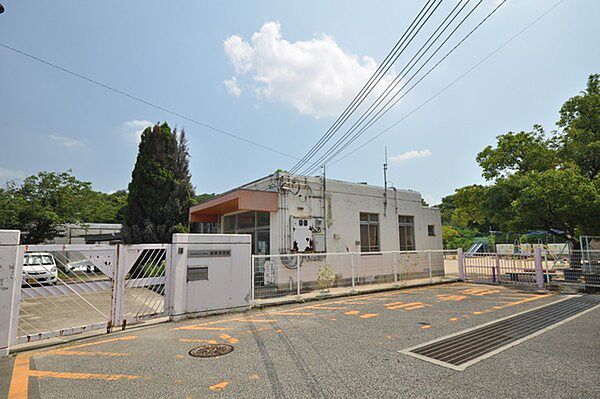 岸和田市立城東幼稚園まで963m