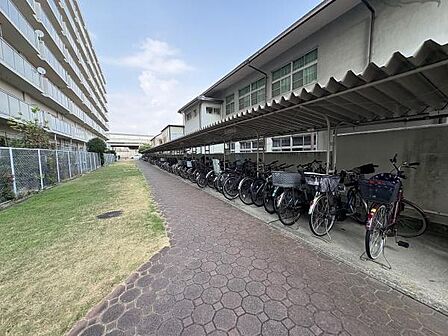駐輪場
