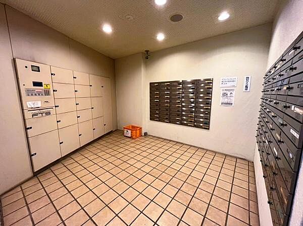 宅配ボックス