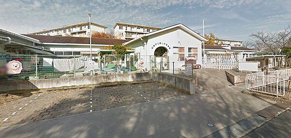 鶴山台第一保育園まで537m
