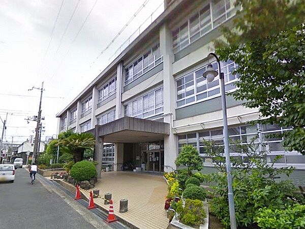貝塚市立北小学校まで340m