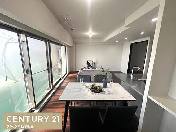 改装しておりま...