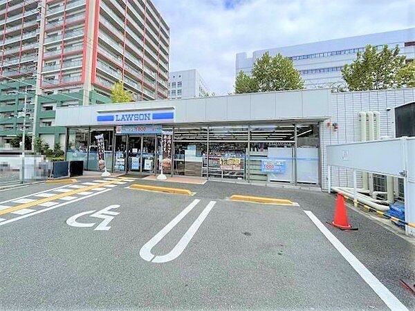 ローソン箕面船場西二丁目店まで770m