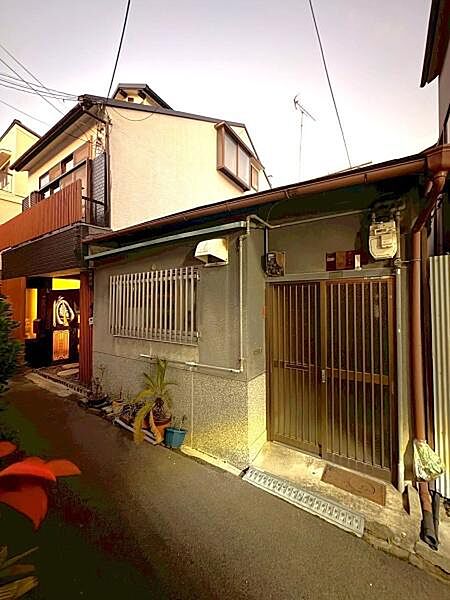 外観：327002167689